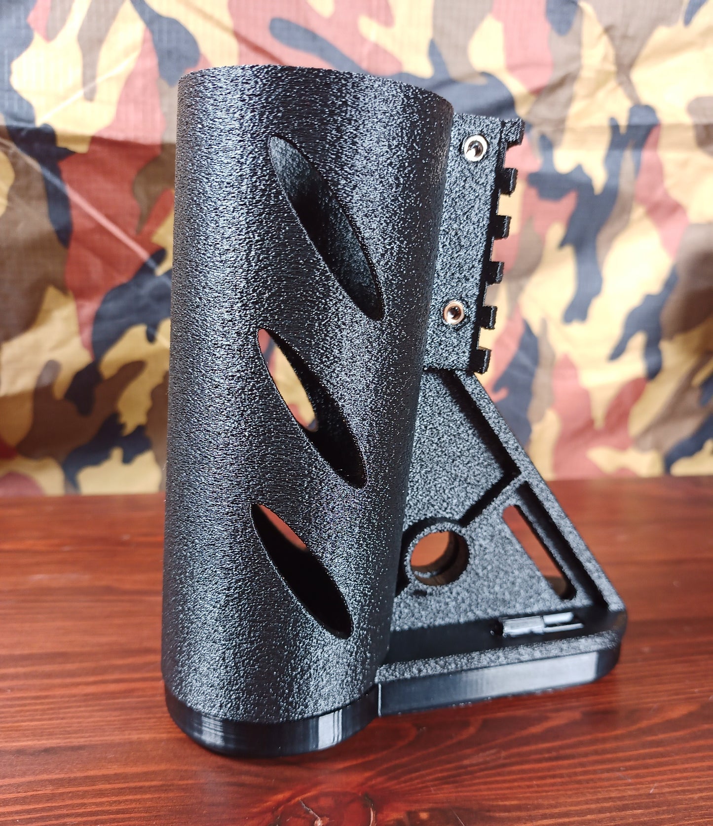 AEA MEGALODON Schulterstütze "AR-Style" Kurze Version