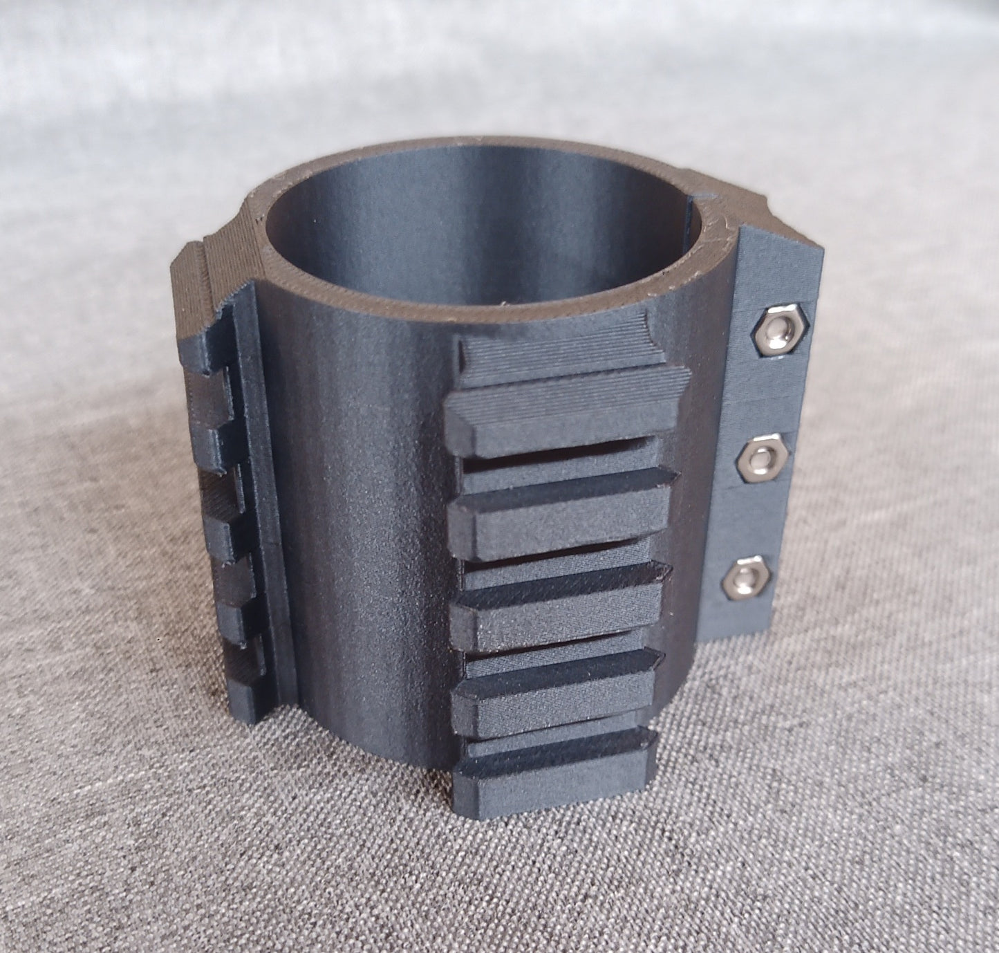 AEA MEGALODON Zweibeinhalter 3fach Picatinny Bottle Clamp